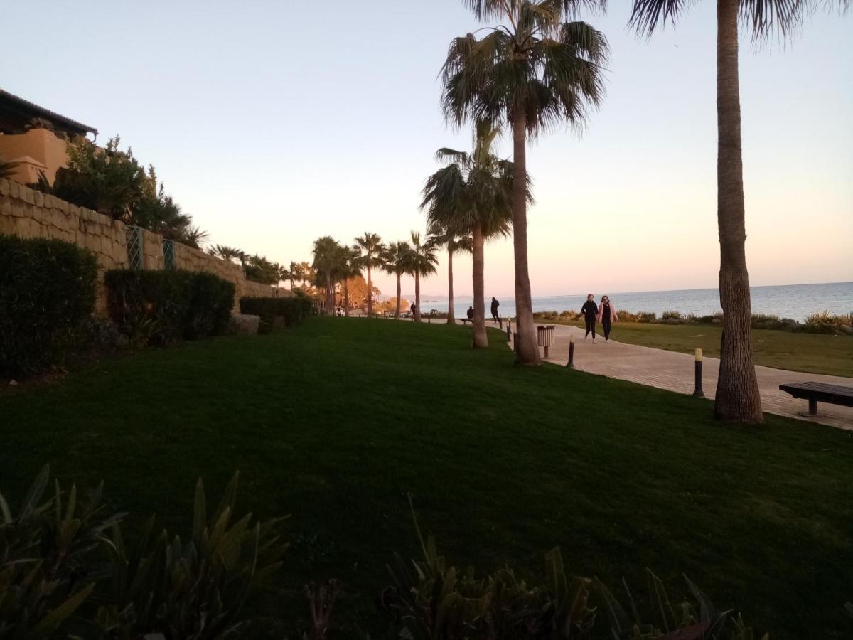 Beach Bungalow Port,Free Parking 에스테포나 외부 사진
